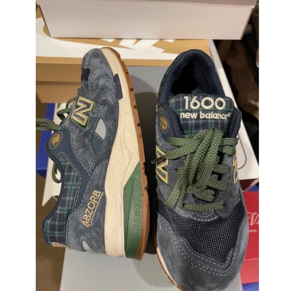 New Balance 1600 'Tartan' Women's Sneakers US 6